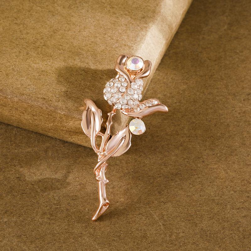 Elegant Alloy Brooch: High-End Women's Versatile Pin for Coats and Suits