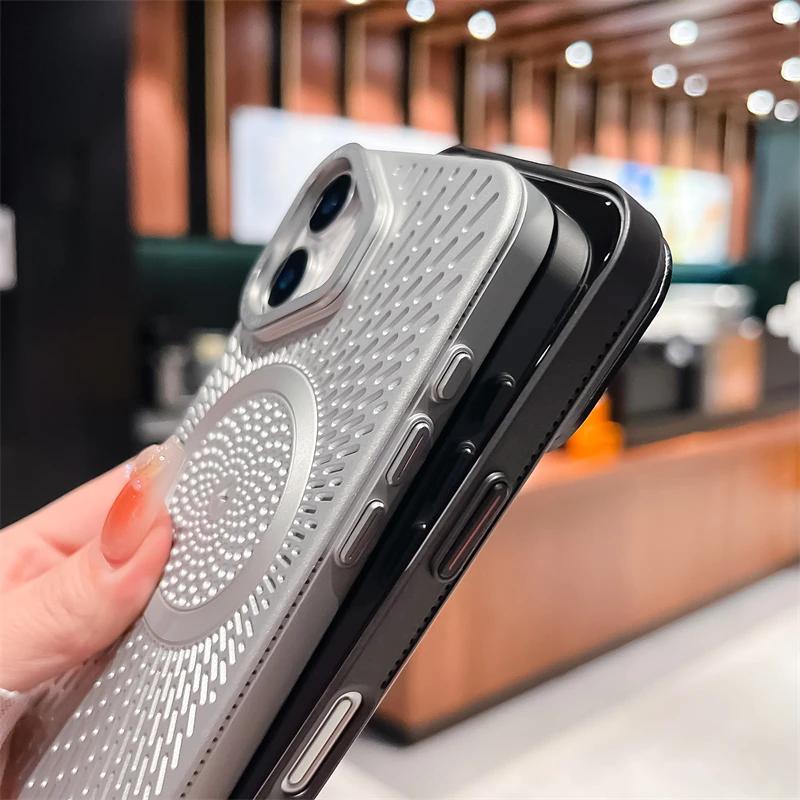 Slim Heat Dissipation Mesh For Magsafe phone Case for iPhone 15 13 12 14 16 Pro Max 16 Plus Metal Camera Protection Cover