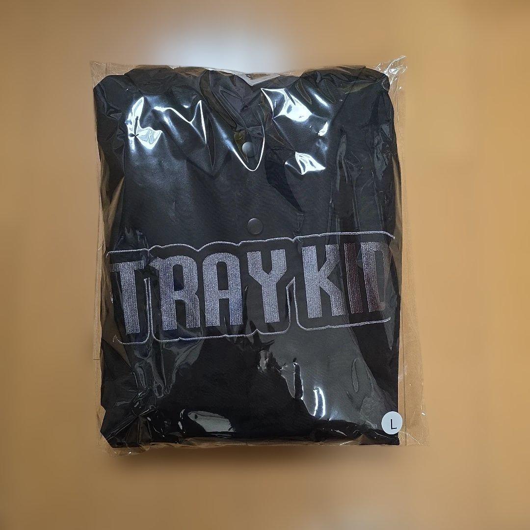 

[Б/У] Куртка коуч Straykids SKZTOYWORLD (L)