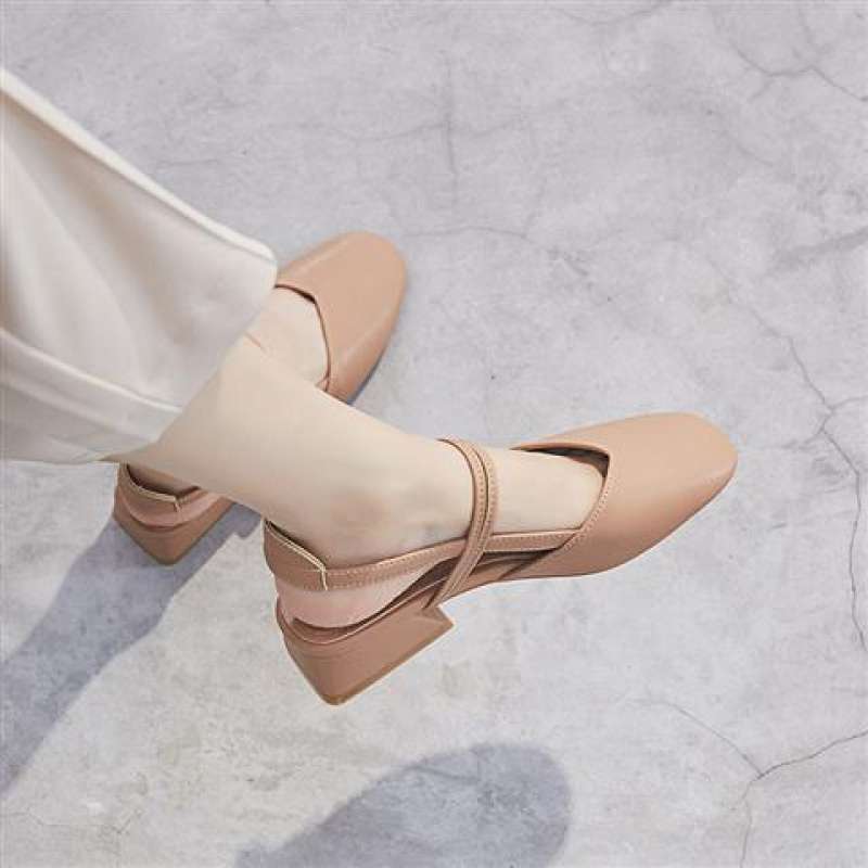 Baotou Sandals Women's Summer Middle Heel 2025 New Korean Version Versatile Student Fairy Style Retro Thick Heel One-word Strap Single Shoes