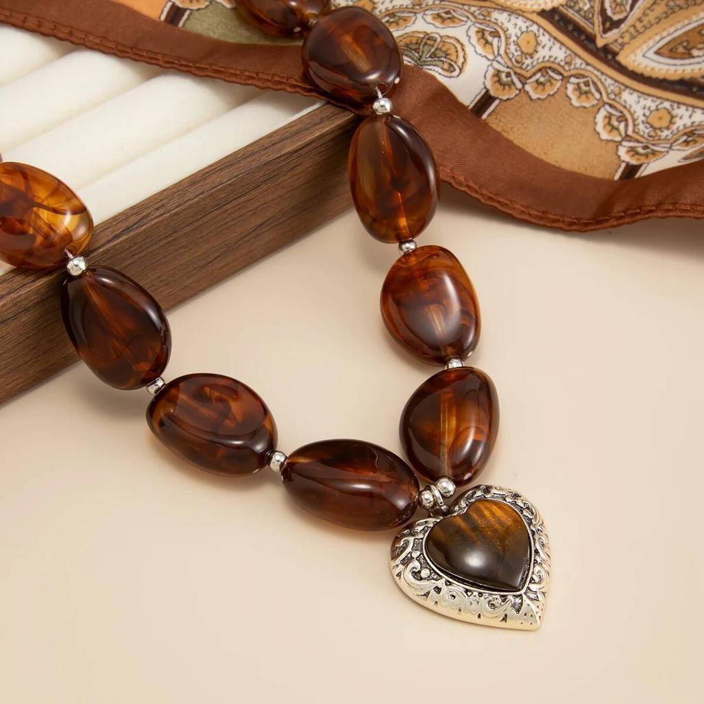 Salircon Vintage Amber Acrylic Round Bead Big Love Heart Pendant Necklace Women Handmade Resin Chain Choker Party Jewelry Gift