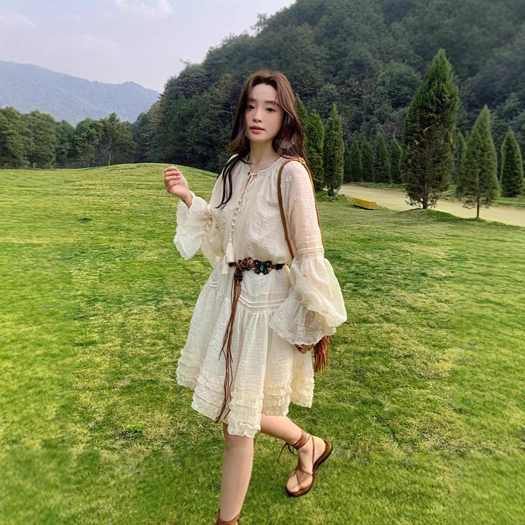 A sweet peach lantern sleeve dress, women's atmosphere, wearing temperament, spring and autumn women's short skirt Sa