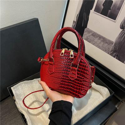 This Year, the Popular Messenger Bag Fashion Korean Version of the Versatile Ins Handbag 2025 New Foreign-style Texture Shell Bag