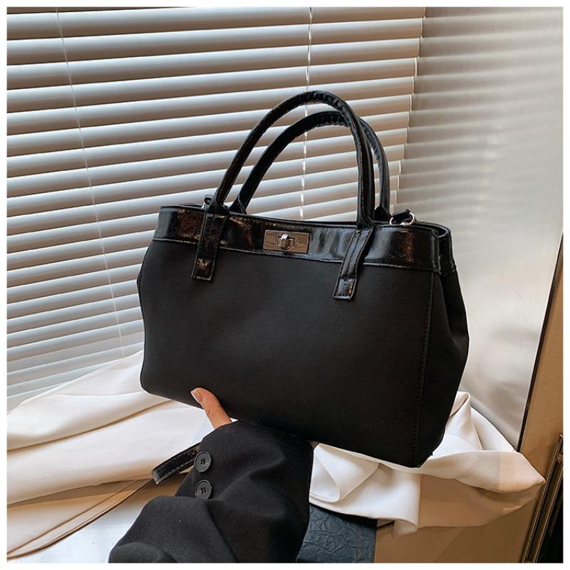 Stylish and simple handbag bag women s new contrasting color commuter bag high value trendy messenger bag