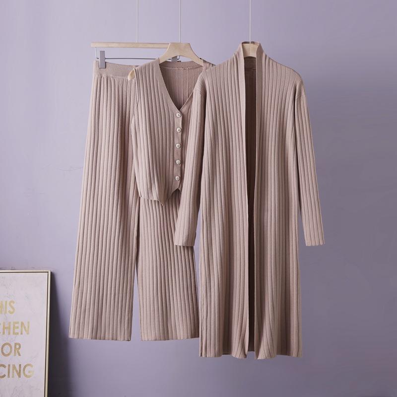 Cross-border autumn and winter knitted cardigan women's new Korean version lazy wind loose soft waxy sweater vest three-piece set women