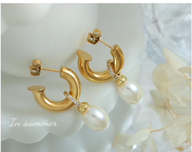 Baroque Faux Pearl C-shaped Stud Earrings - European and American Style Women's Titanium Steel Accessories