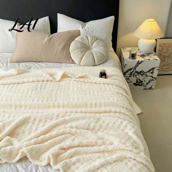 Decorative Textured Throw 3D Waffle Checkered Blanket Solid Color Milk Fleece Plush Lightweight Warm Soft Cozy Cover for Couch Bed Office Naps