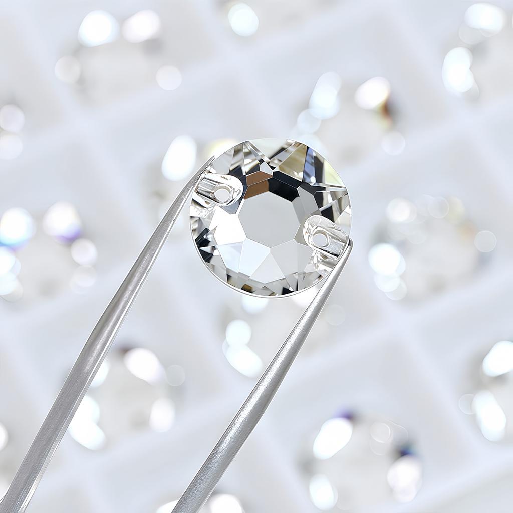 Pietra Strass di Cristallo Trasparente Rotonda da Cucire con 2 Fori Fondo Piatto per Ornamento Abito da Sposa Vestiti Borse Scarpe