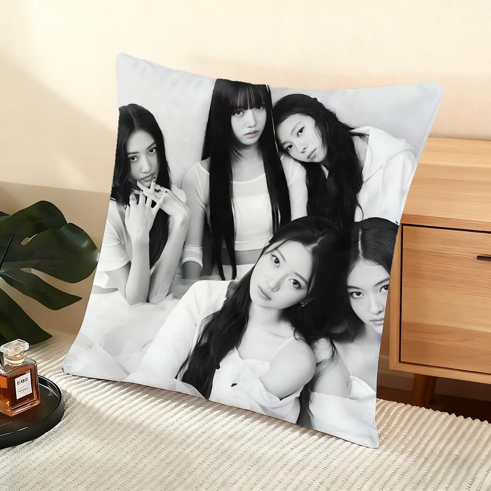 

Korea Hot Girls Group Meowv Cushion Cover Silky Short Plush Home Sofa Cushion Cover - Invisible Zipper Home Decoration 12x12Inch