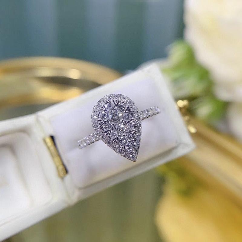 Μοντέρνο Δαχτυλίδι σε Σχήμα Αχλαδιού Για Γυναίκες Πολυτελές Δαχτυλίδι με Μικρο-Παβέ Κρύσταλλο Ζιργκόν Κομψό Νυφικό Δαχτυλίδι Γάμου Αρραβώνων Κοσμήματα Για Ερωτευμένους