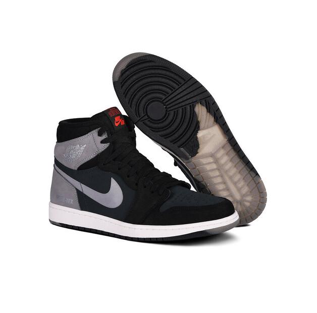 Nike Jordan Sneakers