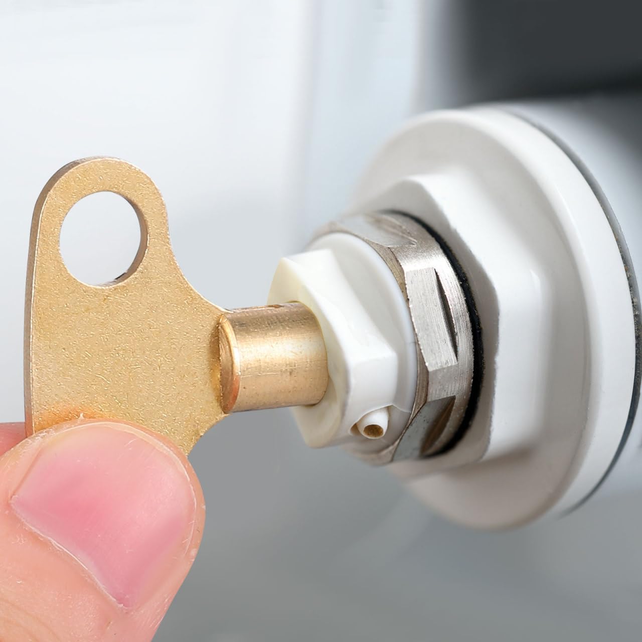 

HOMSFOU Exhaust Valve Key Radiator Bleed Key for Central Heating Systems Lightweight Metal Valve Reseating Tool for Easy Air Release