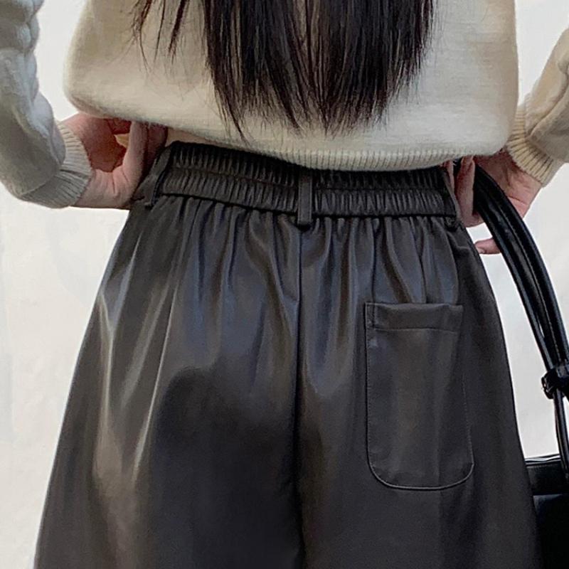 Autunno e Inverno Pantaloncini in Pelle PU a Vita Alta Donna Street Solido Largo Casual Donna Pantaloncini a Gamba Larga Moda Slim Nero Semplici Pantaloncini 25931