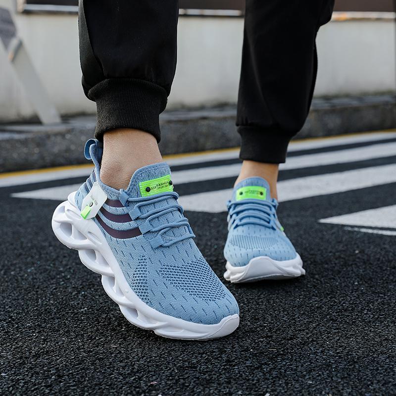 Men's Sneakers Lightweight Mesh Sneakers Running Men's Shoes Summer Breathable Outdoor Hiking Lacing Comfortable Tennis Shoes