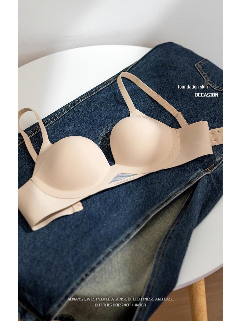 Push-Up Bra: Stylish Breathable Underwear for Students & Parties