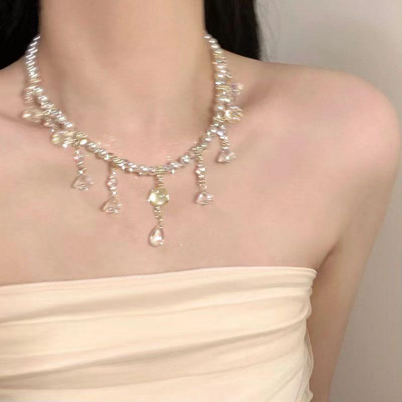2024 Vintage Double-Layer Pearl Necklace with Heart Pendant