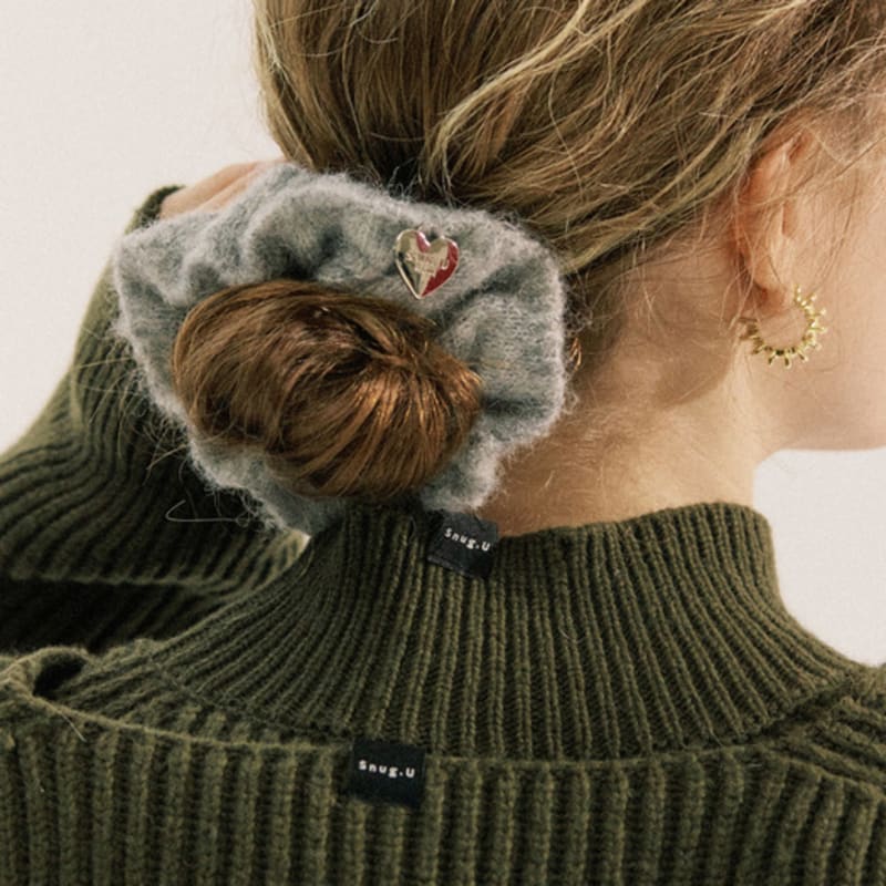 

Резинка для волос из трикотажа из бэби альпаки snug.U [розовая, мятная, серая] gray