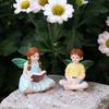 2 Stück Lustige Fee Junge und Mädchen Statue, Feengarten Zubehör, Harz Skulptur für Mikrolandschaft Blumentopf Rasen Hof Garten