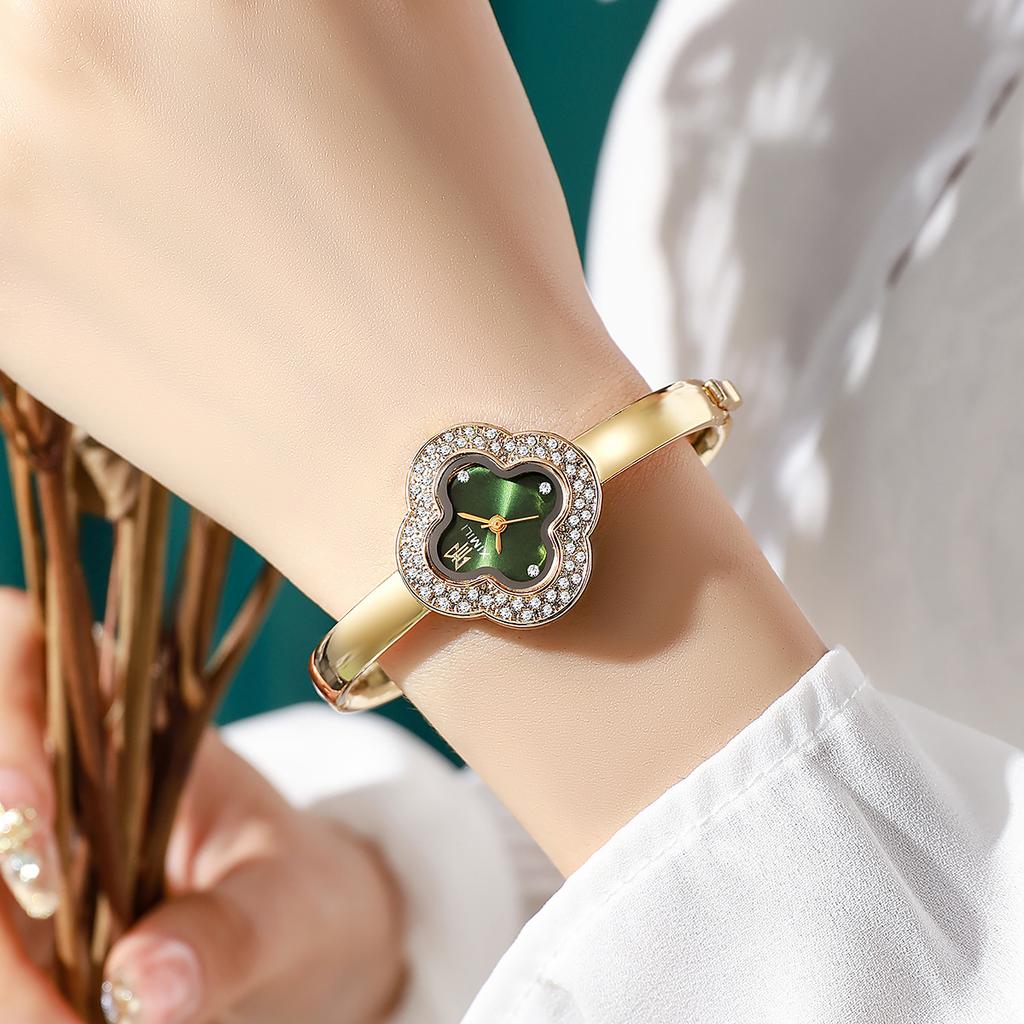 Bracelet Four-Leaf High-End Niche Design Watch Diamond-Encrusted Light Luxury Bracelet Quartz Watch