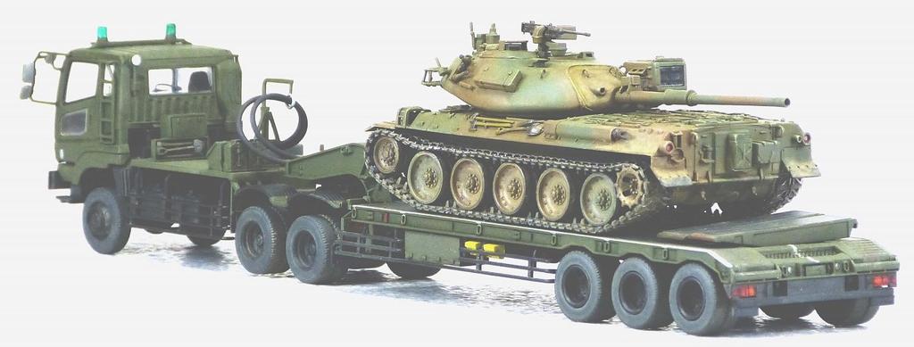 Aoshima Bunka Kyozai 1/72 Military Model Kit No. SP Japan Ground Self-Defense Force Type 73 Extra-Large Semi-Trailer "Includes Type 74 Tank