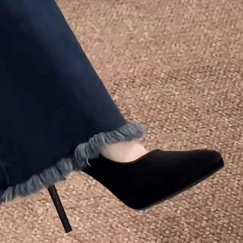 

Мода 2025 Женская Мода Туфли на Тонком Каблуке Осень Новые Остроносые Мелкие Замшевые Противоскользящие Износостойкие Высокие Каблуки 34