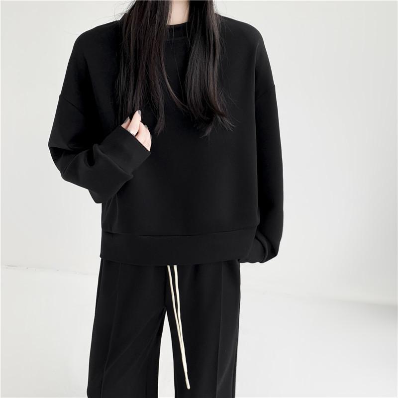 Женский спортивный и досуговый комплект с капюшоном — фото 5