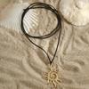 Fashion Vintage Chic Sun Shaped Pendant Necklace for Women Bohemia Vogue Golden Choker Fashion Jewlery Accessories Party Gifts