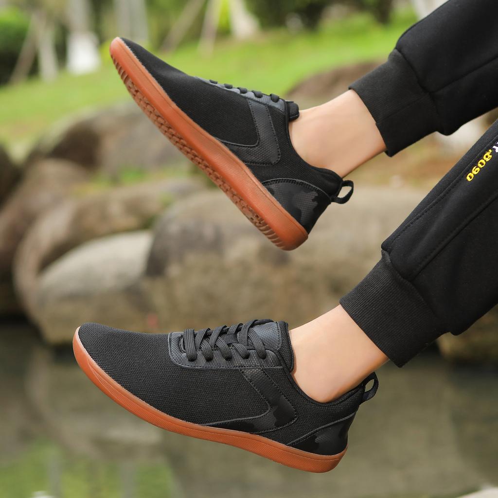 Outdoor walking shoes men's and women's comfortable fitness shoes wide head barefoot shoes men's breathable soft-soled fly-woven shoes flat-soled