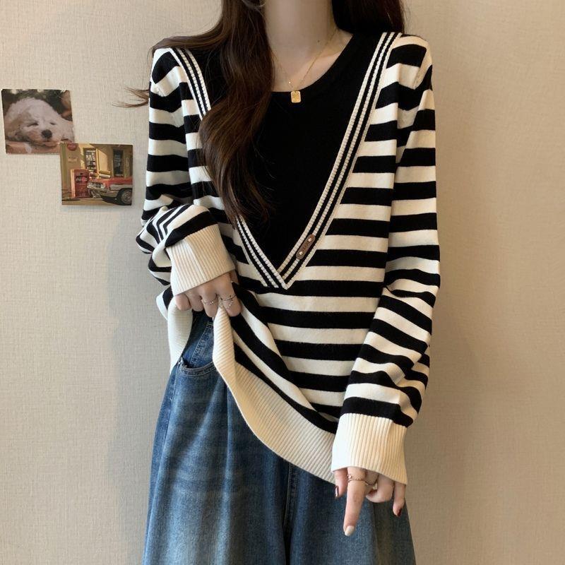 Women's Plus Size Slimming Striped Faux Two-Piece Sweatshirt with Straight Shoulders for Autumn/Winter
