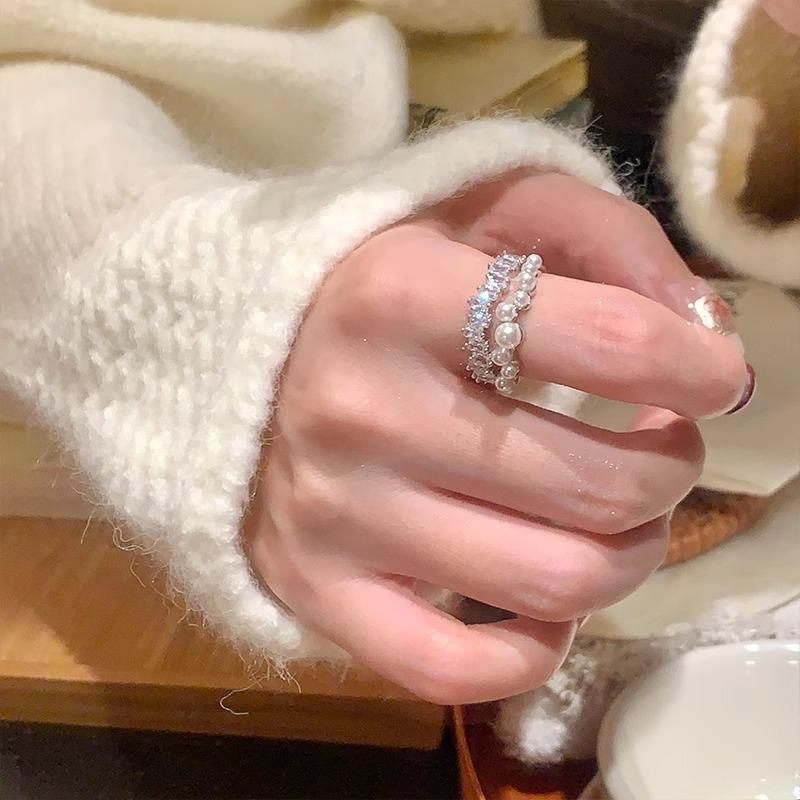 Bagues Coréennes Fausse Perle de Cristal pour Femmes Élégantes Irrégulières Ouvertes Bagues de Doigt Déclaration de Mode Accessoires de Bijoux de Fête Cadeaux