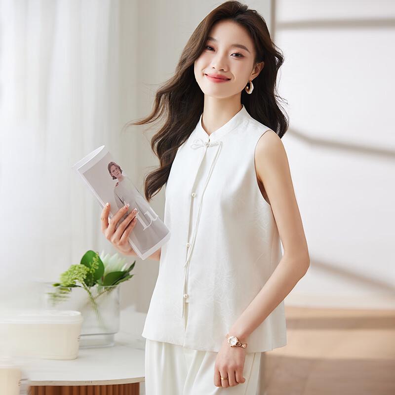Women's New Chinese Style Embroidered Pankou Vest
