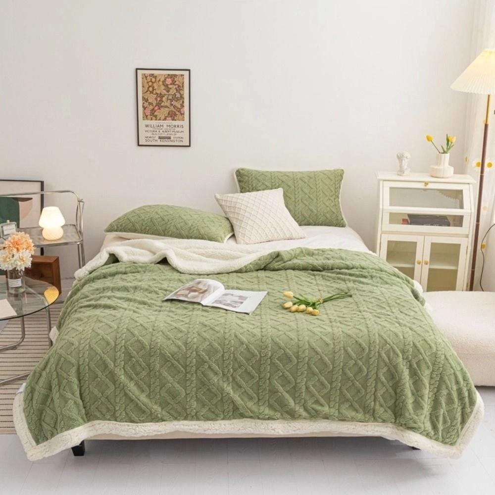 Solid Color Coral Velvet Blanket Thicked Office Nap Blanket Rhombus Flannel Blanket  Travel