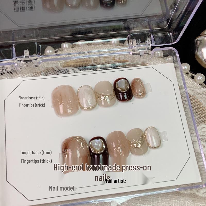 Hand-Painted Baroque Shell Short Nails for Pregnant Women - Brown