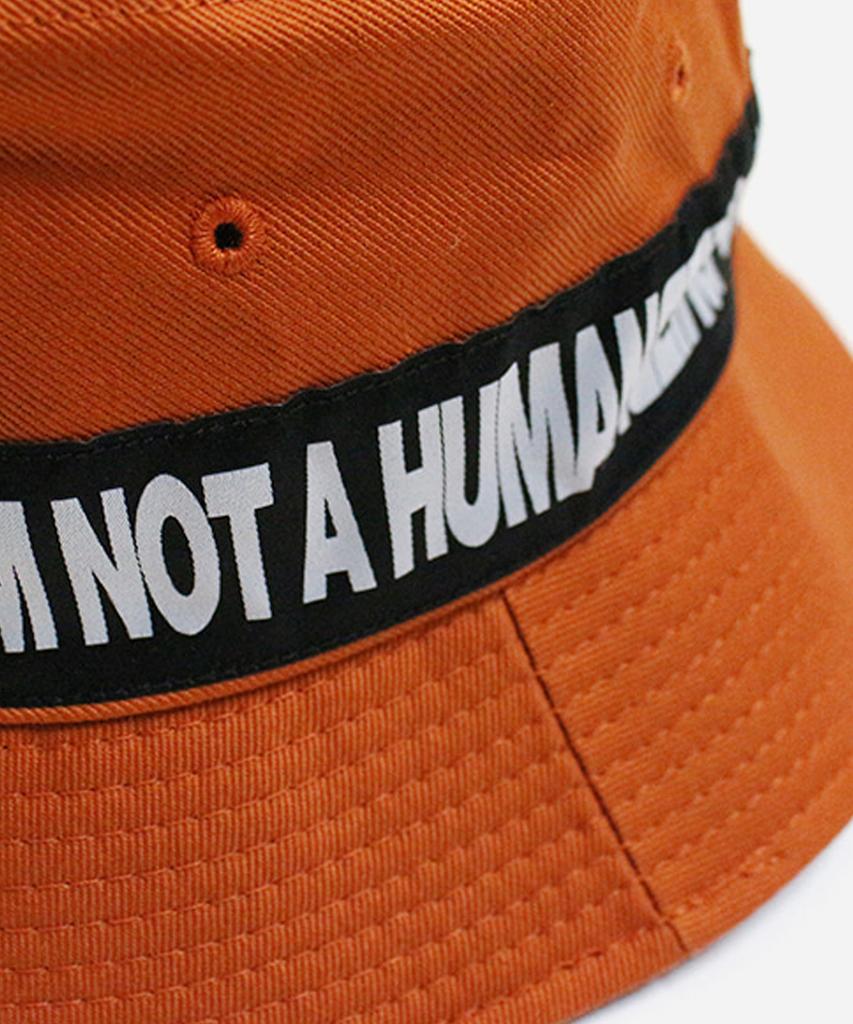 Aimnaseohyumeonbiing Basic Logo Tape Bucket Hat - Orange