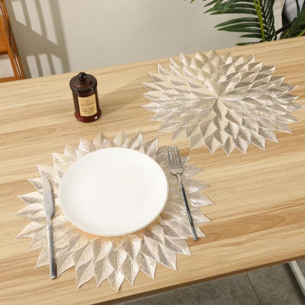 4Pcs Distinctive Place Mats Elegant Dinner Mats Table Decoration Supplies Insulation Pad  Balcony