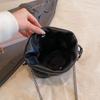 Thick Chain Clutch Bag Fashion Handbag Korean Y2k Brand Mini Small Bucket Crossbody Bag Black Phone Purse Drawstring Handbag