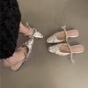 Fashion 2024 New Women'srs Mules Crystal Pearl Pointed Mary Jane Shoes Low Heel Sandals