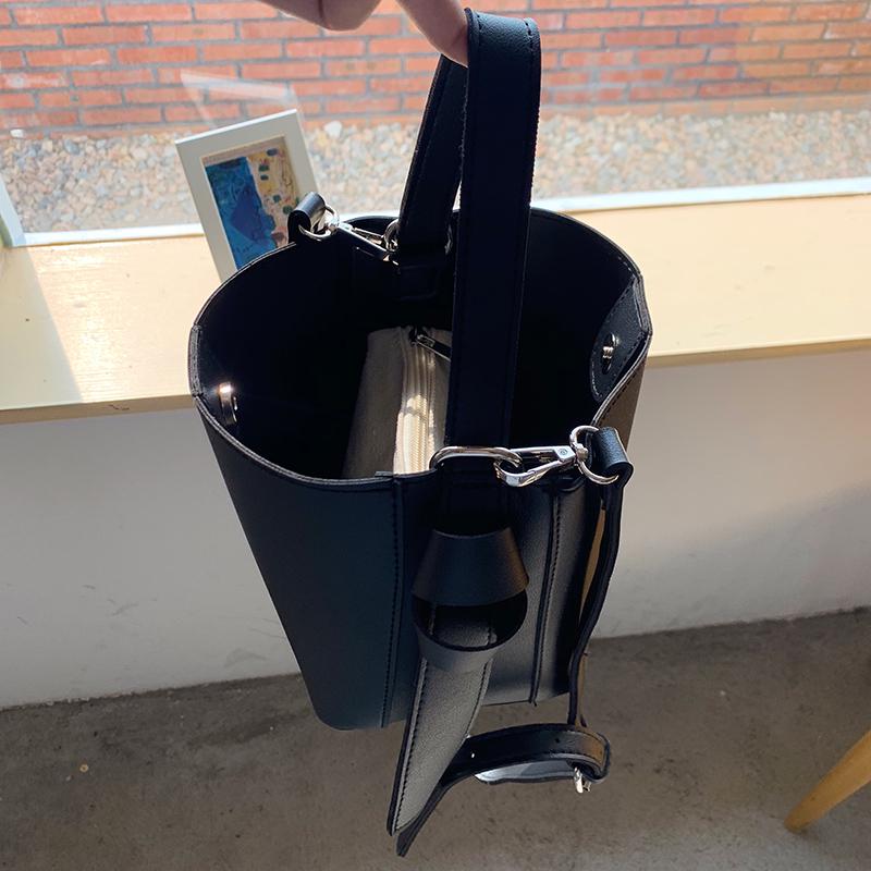 2025 Autumn/Winter Korean Style Large Capacity Solid Color Mother-Child PU Crossbody Bucket Bag for Women