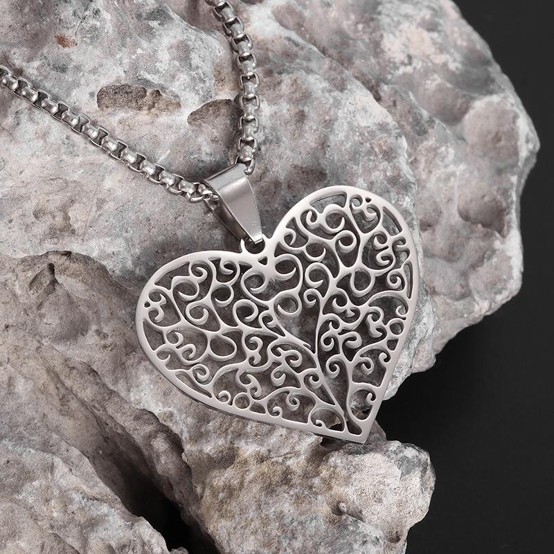 Accessories Retro Love Carved Hip Hop Style Fashion Pendant Necklace