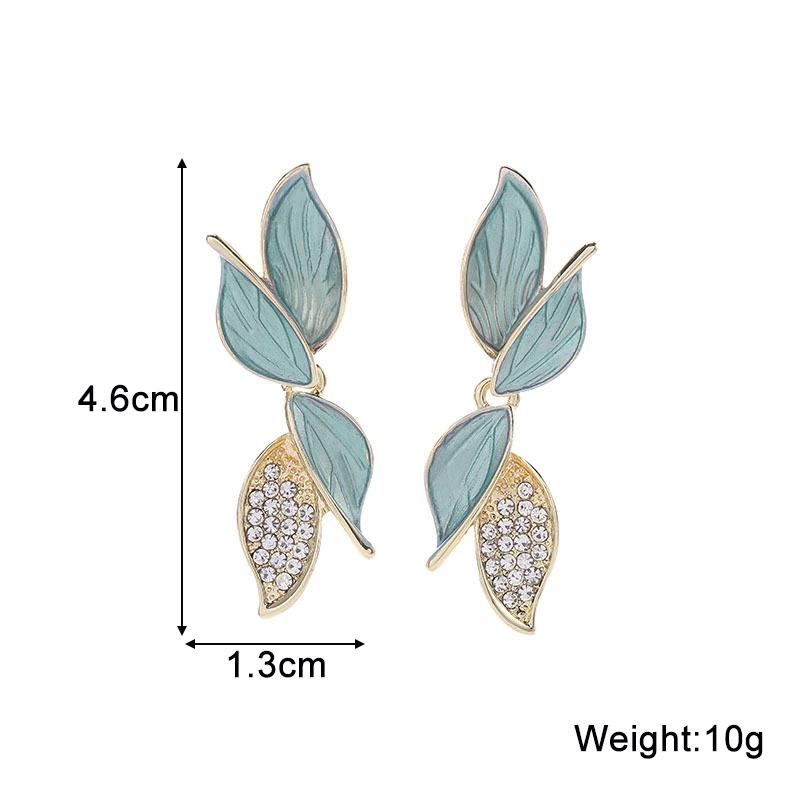 New Trend Enamel Btterfly Shape Stud Earrings Unique Design White Green Color Animal Small Earrings Women's Unsual Earrings