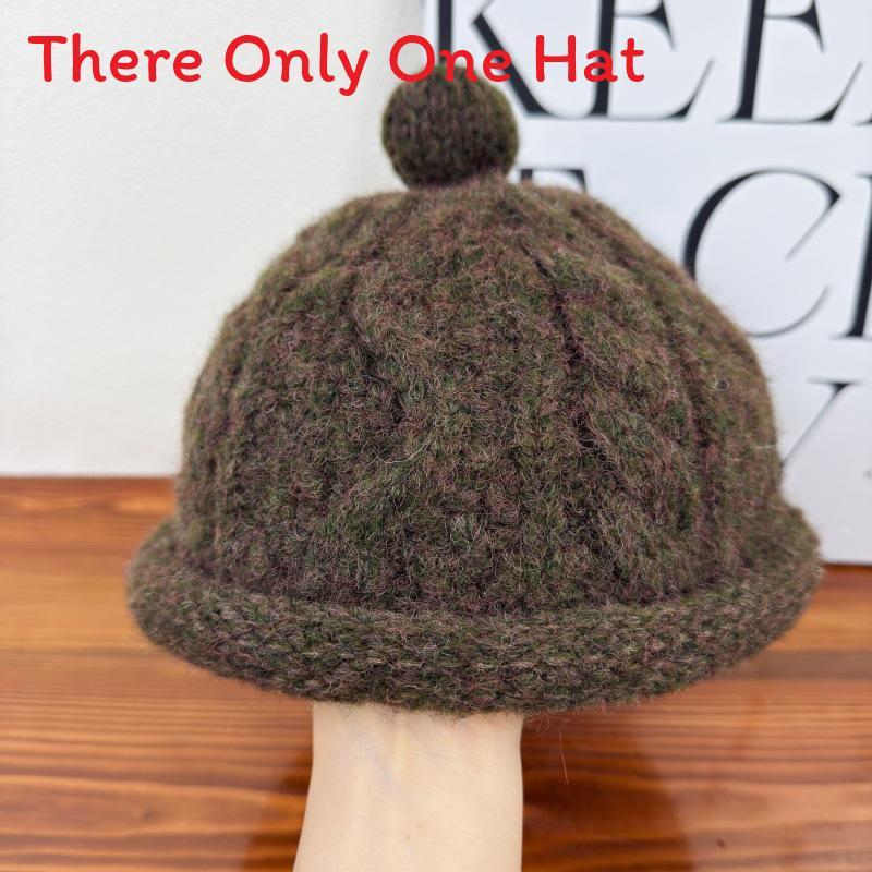 Traditional Knit Cap For Men And Women Warm Winter Beanie With Pom Poms For Casual Wear