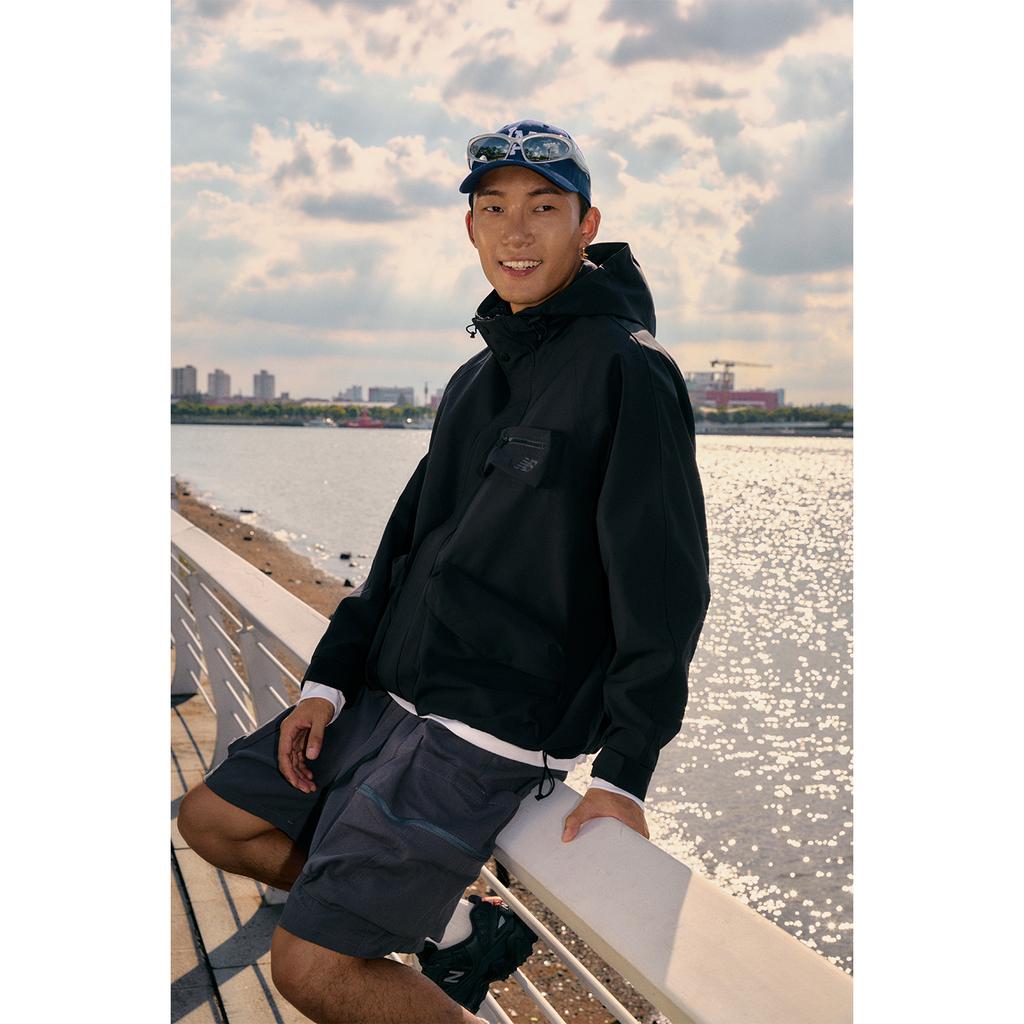 Men's New Balance Jackets & Coats Unisex Black