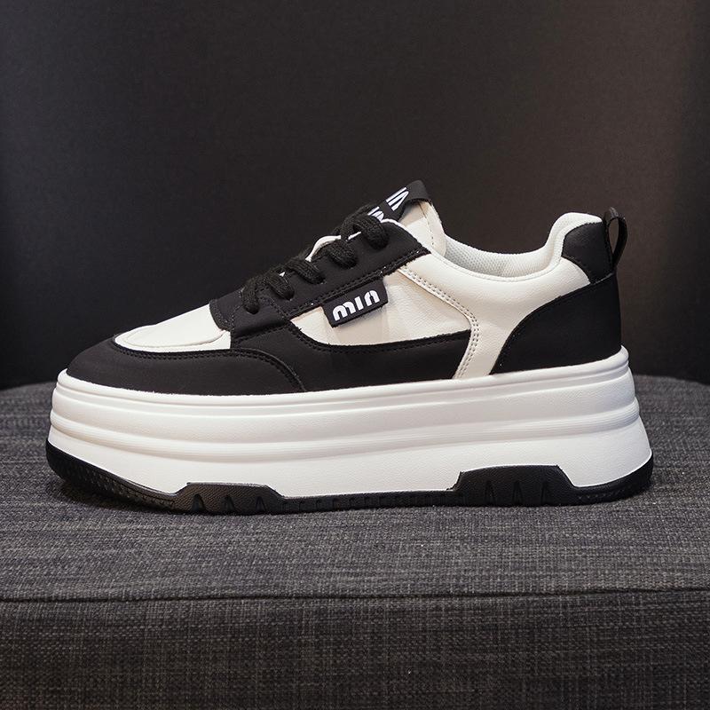 Leather Mesh White Shoes Women's 2025 Summer New Versatile Lightweight Inner Height Increase Women's Shoes Breathable Casual Shoes Board Shoes