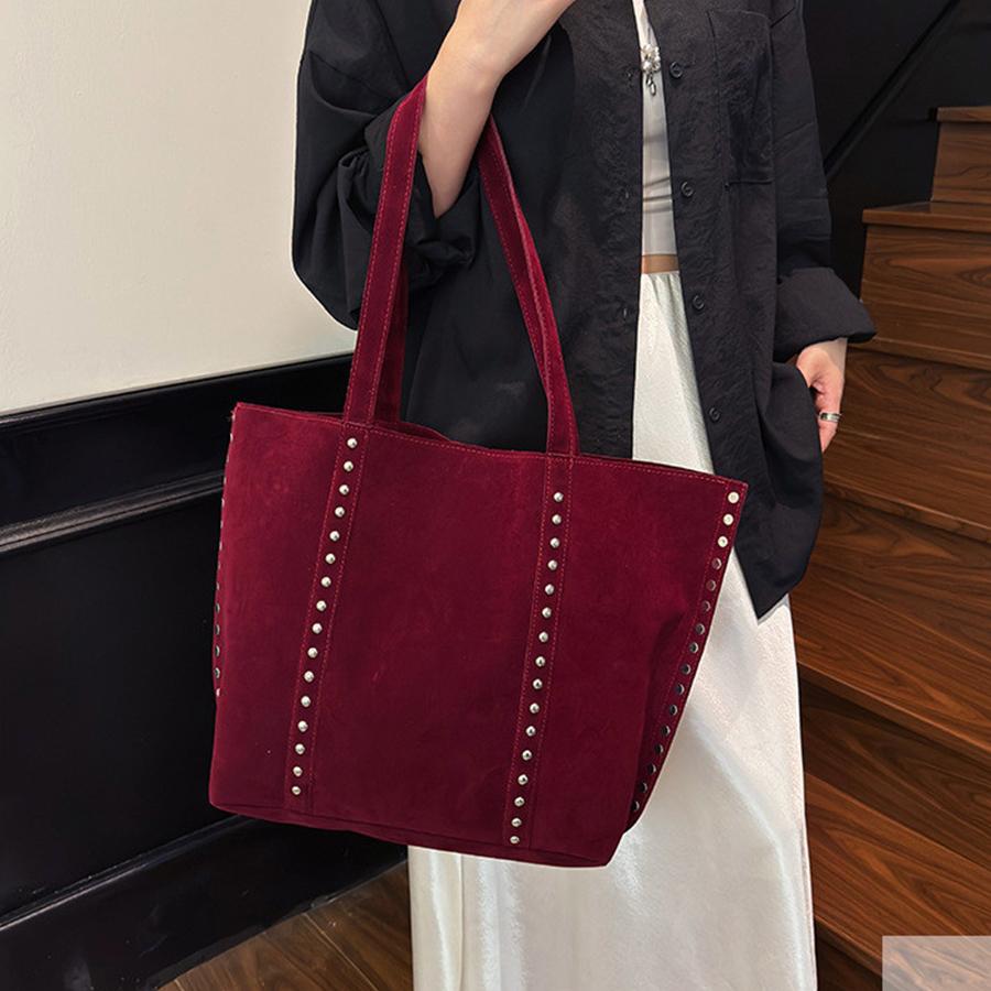 Damen Wildleder Umhängetasche mit Nieten Hobo Tasche Große Kapazität Geldbörse Handtasche Lässige Tasche Pendler Reise Tragetaschen Achseltasche Bolsa