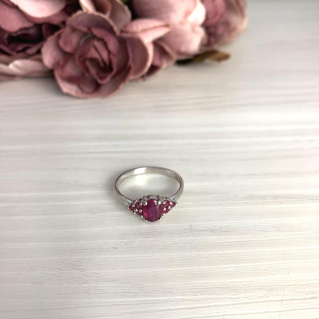 Серебряное кольцо с натуральным рубином 1.327ct (2073604)