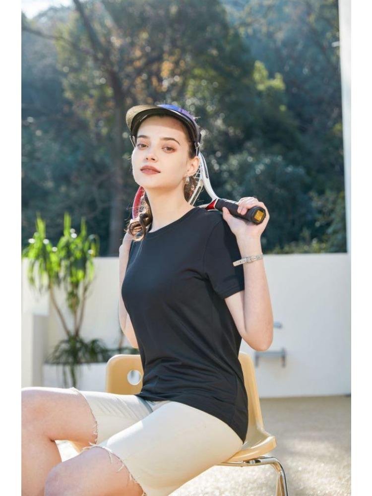 Unisex Basic Lightweight Tee Solid Color Unisex T-shirt for Women and Men Summer Crew Neck Minimalist Tops YG-233