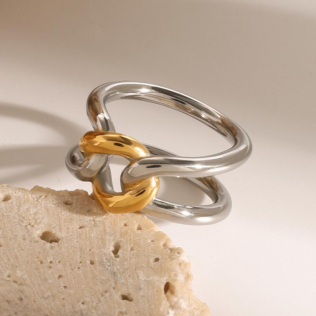 European and American stainless steel hollow ring niche ring 18k gold titanium steel hand ring