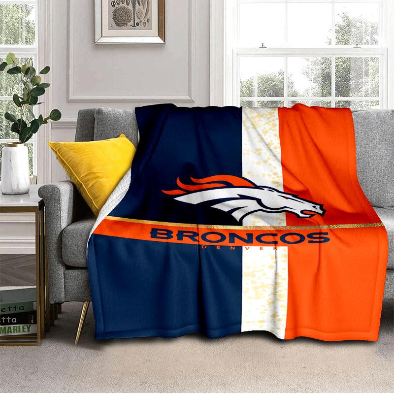 Denver Broncos Blanket Outdoor Flannel Blanket for Camping, Hiking, Garden Parties, Picnic Essentials,gift for family and friends