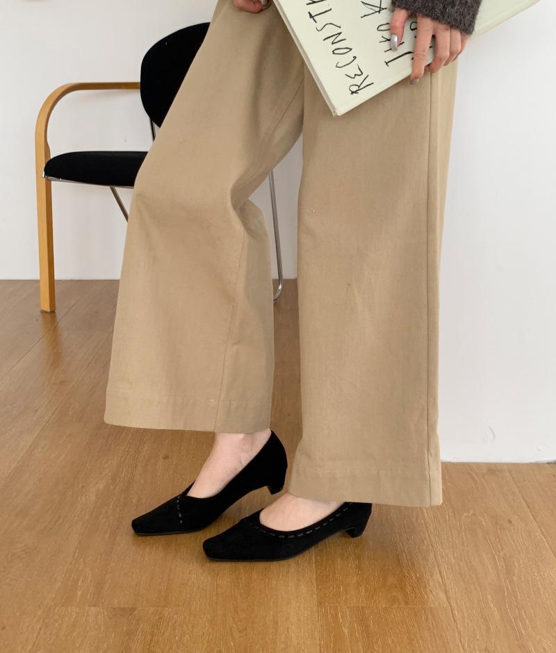 Coarse heel single shoes female versatile little fairy 2025 new shallow mouth small fragrant style work one pedal low heel Mary Jane shoes