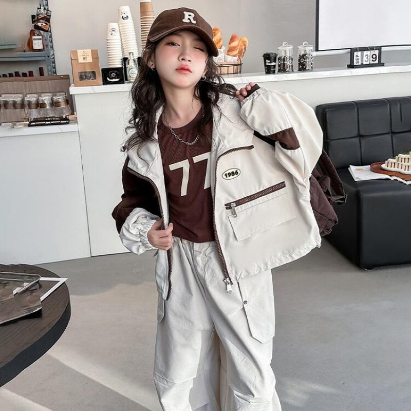 

Ветрозащитная куртка для девочек, весна и осень 2024, новая детская куртка с капюшоном в иностранном стиле для девочек, прилив 150 recommended height 140